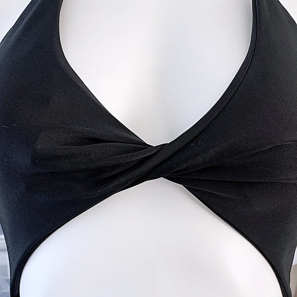 Ruched Twist-Front Cut-Out High-Waisted Monokini - Picture 8 of 13